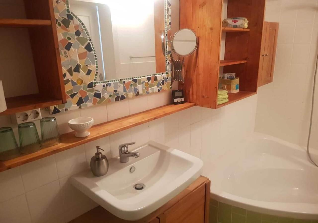 Aeltestes Haus In Quentel - Ferienwohnung 1 Mit Kleinem Garten Hessisch Lichtenau Ngoại thất bức ảnh
