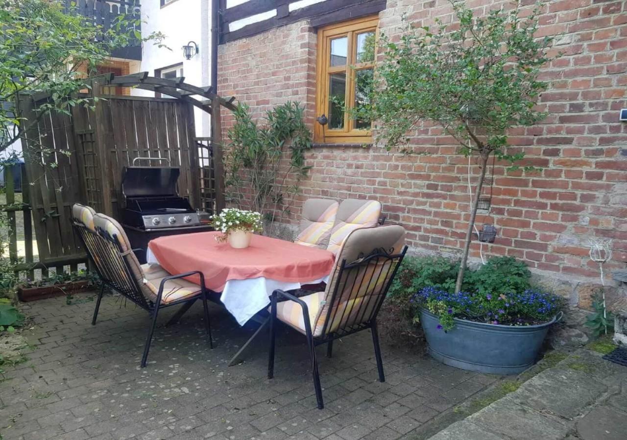 Aeltestes Haus In Quentel - Ferienwohnung 1 Mit Kleinem Garten Hessisch Lichtenau Ngoại thất bức ảnh